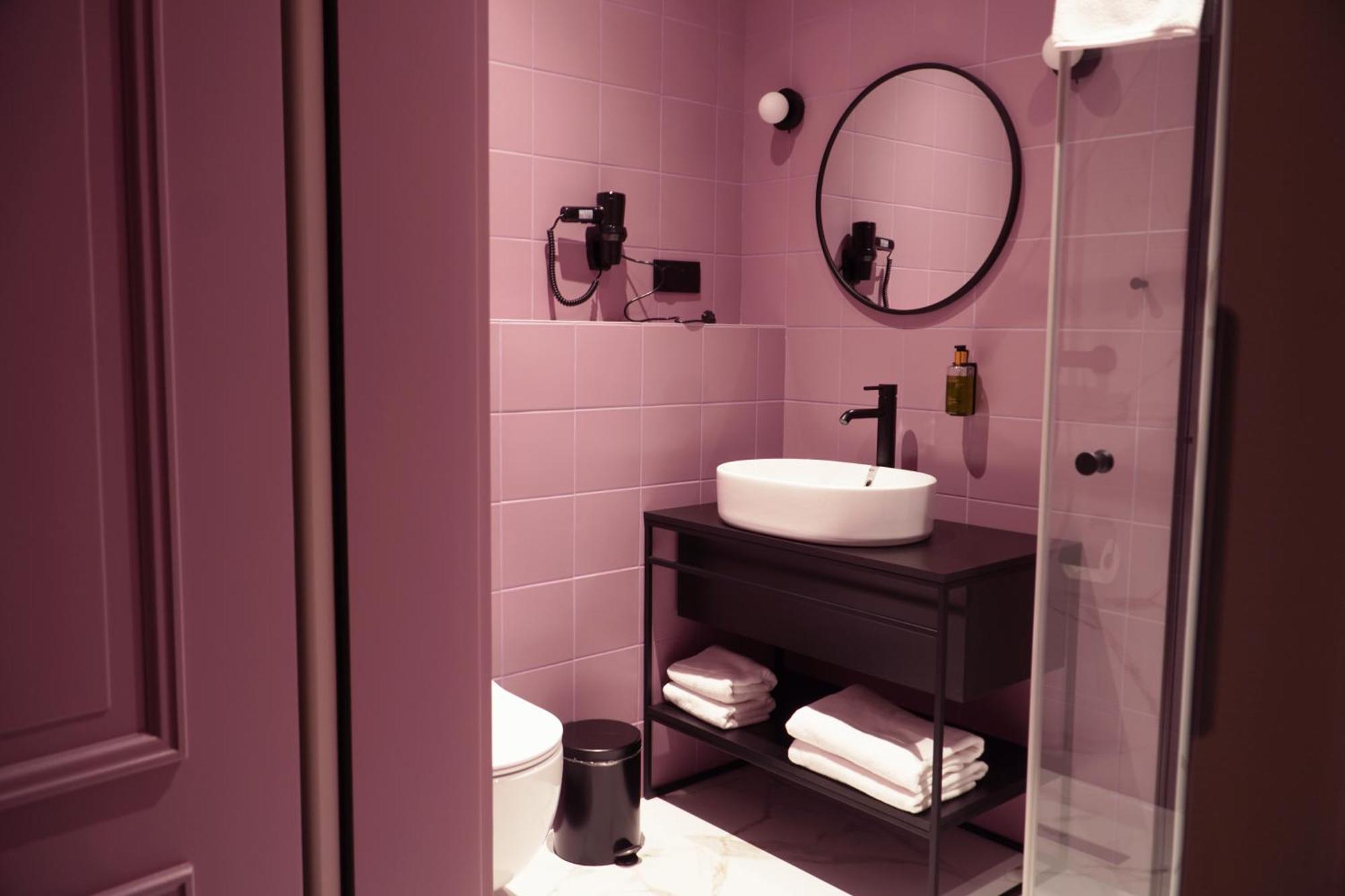 Hotel Pietryna ウッチ エクステリア 写真