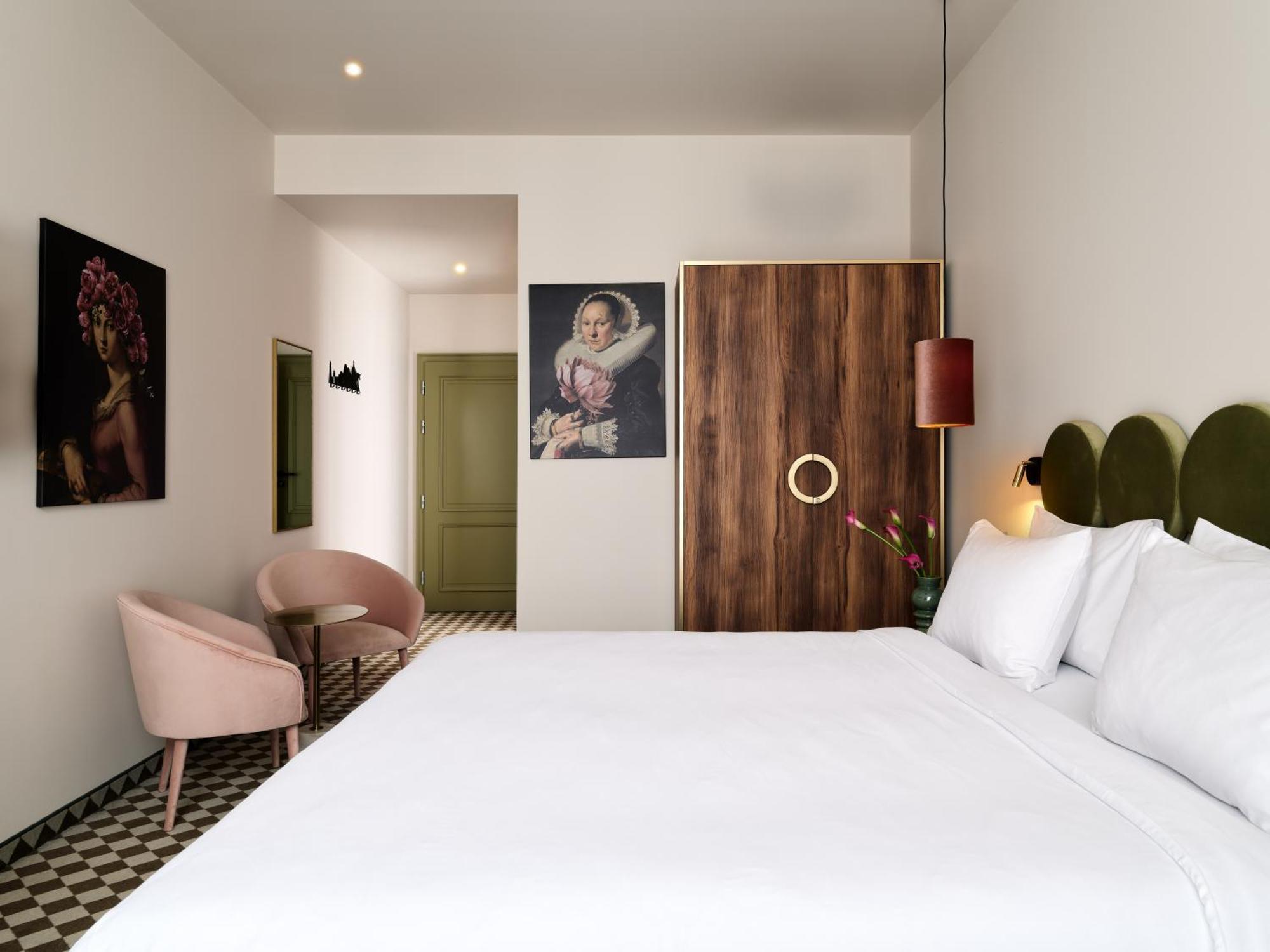 Hotel Pietryna ウッチ エクステリア 写真