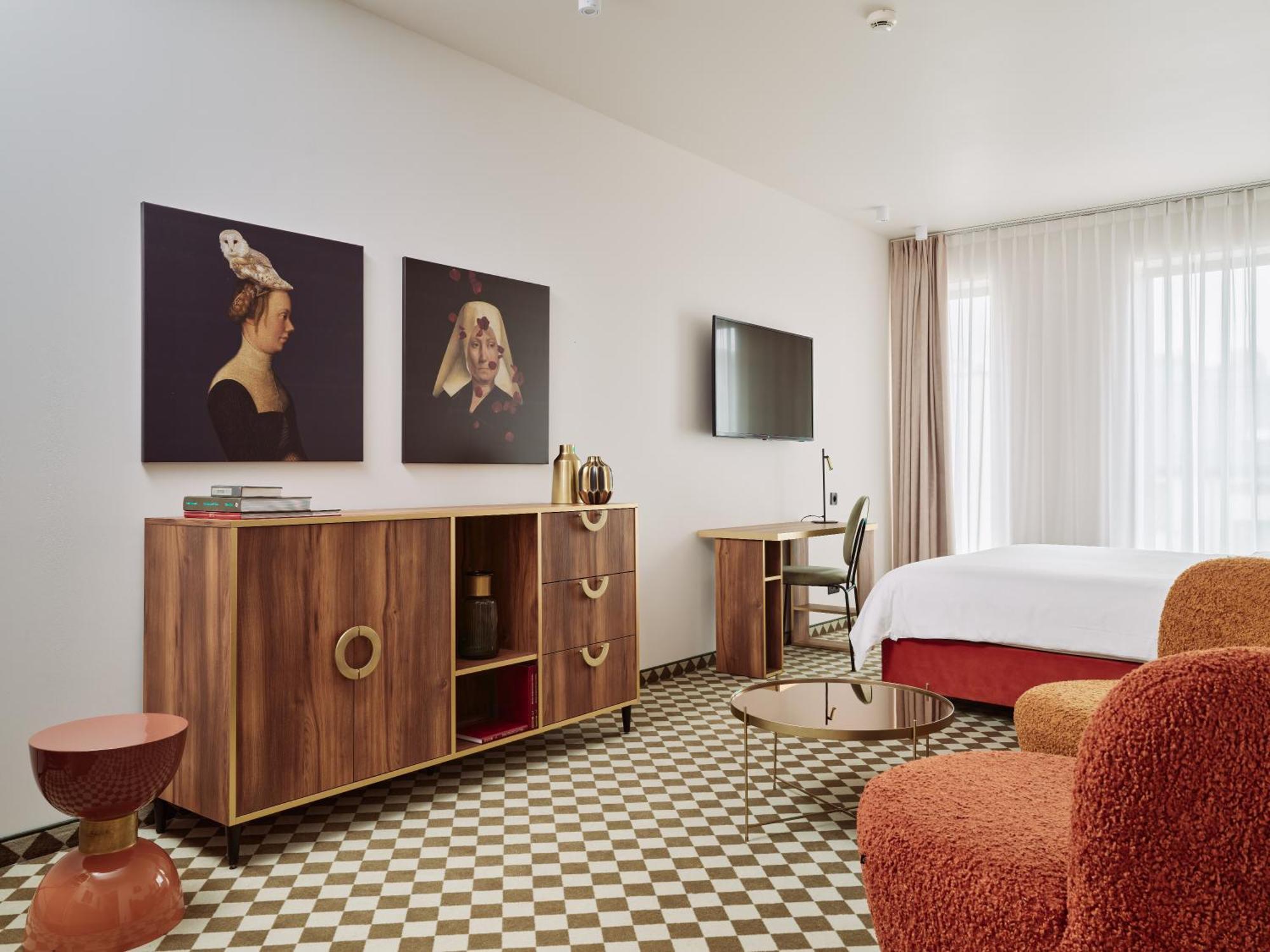 Hotel Pietryna ウッチ エクステリア 写真