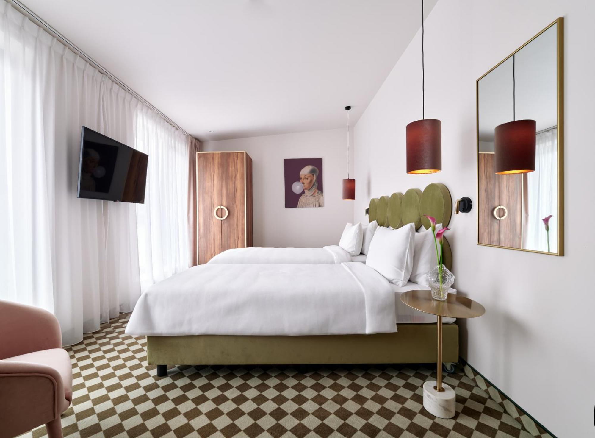 Hotel Pietryna ウッチ エクステリア 写真
