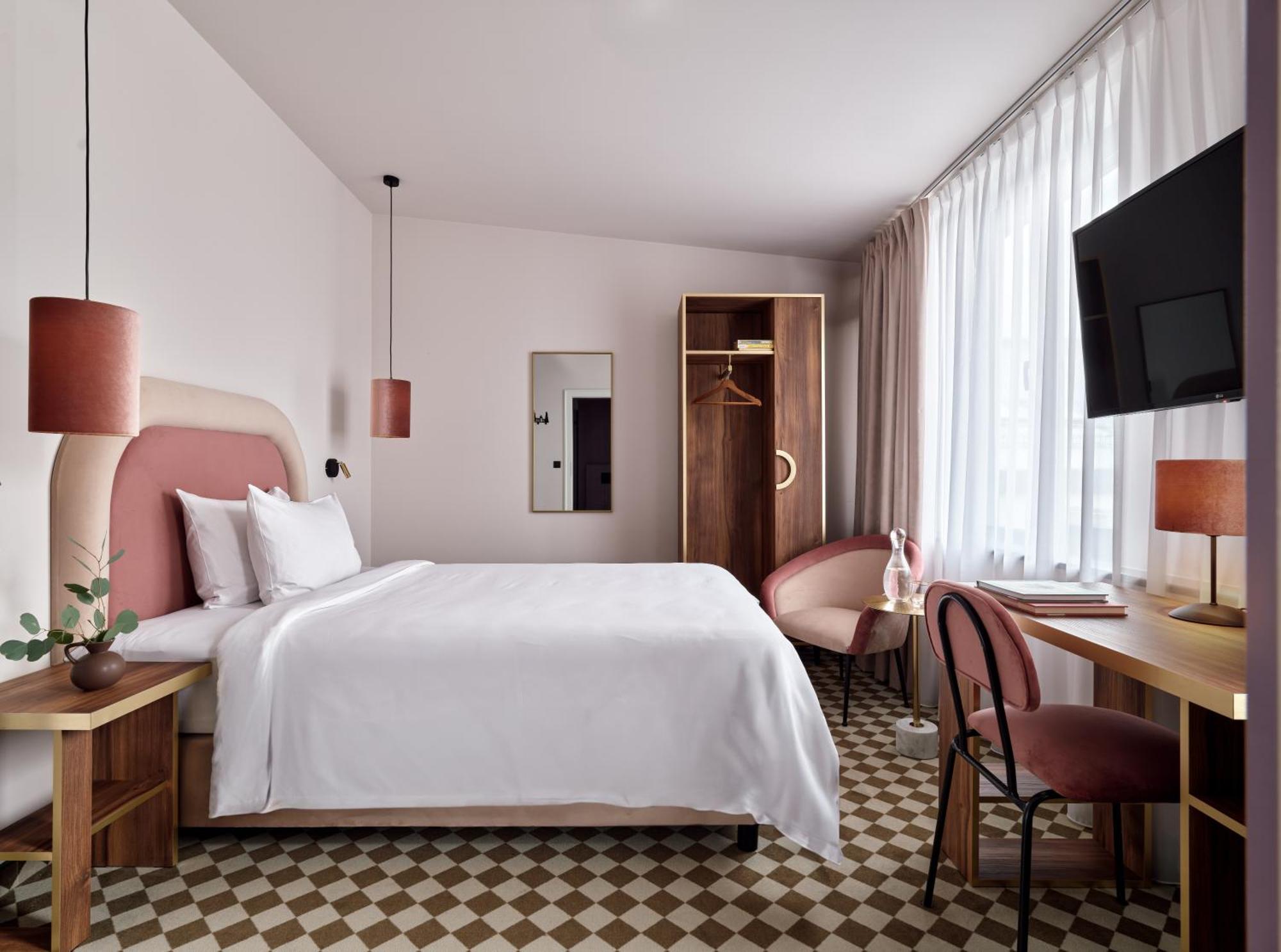 Hotel Pietryna ウッチ エクステリア 写真